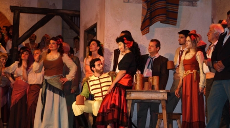 {evento-titulo_es}