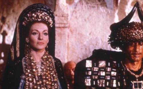 Medea. Ciclo de cine: Piero Tosi, un diseñador de Oscar