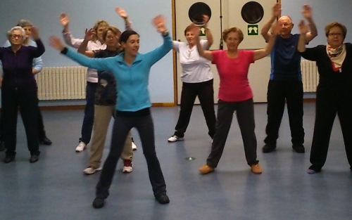 Coreografía navideña en el Centro de Mayores de Betanzos