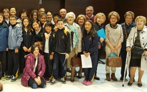 Actuación intergeneracional del grupo de teatro lido “A Berenguela” del Espazo +60 Ourense 
