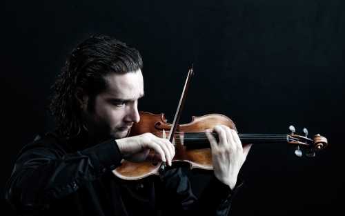 Concierto de la REAL FILHARMONÍA DE GALICIA con el violinista Matthieu Arama en AfundaciónTV