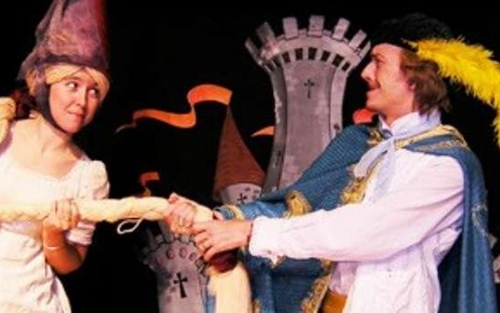 «Happy Ever After», teatro en inglés