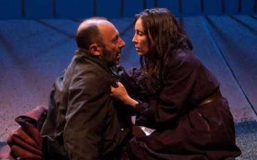 El Centro Dramático Galego representa «Días sen gloria», de Roberto Vidal Bolaño