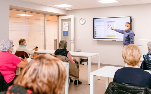 Afundación priorizó en 2021 la formación en competencias digitales básicas para mayores en sus programas
