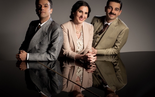 Obra de teatro EN TIERRA EXTRAÑA en Pontevedra