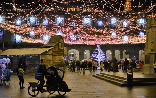 PEDALEAR&CONVERSAR para que los mayores disfruten del alumbrado navideño