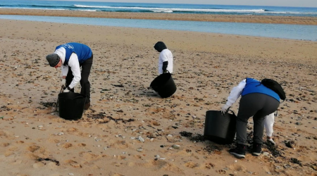 PLANCTON 2023. Limpeza na praia de Baldaio