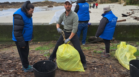 Limpeza de areais en Burela