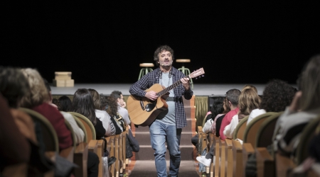 Obra de teatro Esas cousas marabillosas. Encontro sobre sa&uacute;de mental. Educaci&oacute;n s. XXI