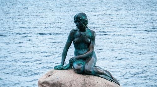 “Sirenas en Pontevedra” Charla y posterior recorrido por la ciudad a cargo de Lino J. Pazos, Espazo +60 Pontevedra