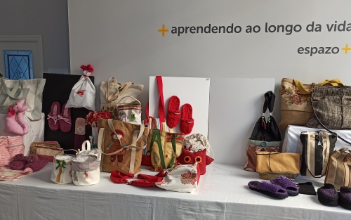 Tienda solidaria en favor de los afectados por la DANA de Valencia, Espazo +60 A Coruña