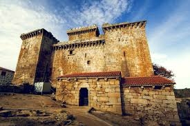 Visita a la iglesia de Vilar de Donas y castillo de Pambre, Espazo +60 Ferrol