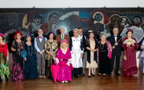 Actuación del grupo de teatro, Espazo +60 Pontevedra Actuación del grupo de teatro, Espazo +60 Pontevedra