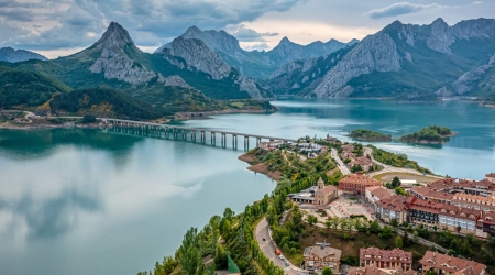 VIAXE AOS FIORDOS LEONESES - Espazo +60 Ferrol, Pontedeume e Betanzos VIAXE AOS FIORDOS LEONESES - Espazo +60 Ferrol, Pontedeume e Betanzos