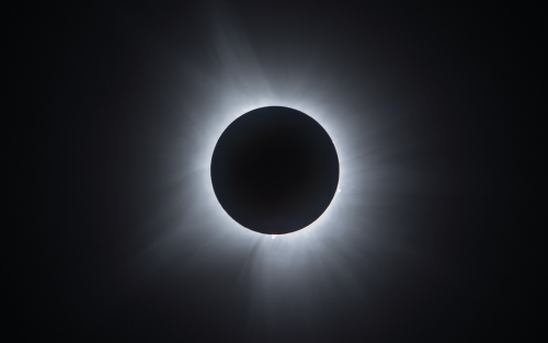 Exposición LUCES NA ESCURIDADE. DA ECLIPSE ÁS MARABILLAS DO UNIVERSO, en A Coruña