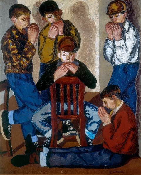 Niños tocando la armónica