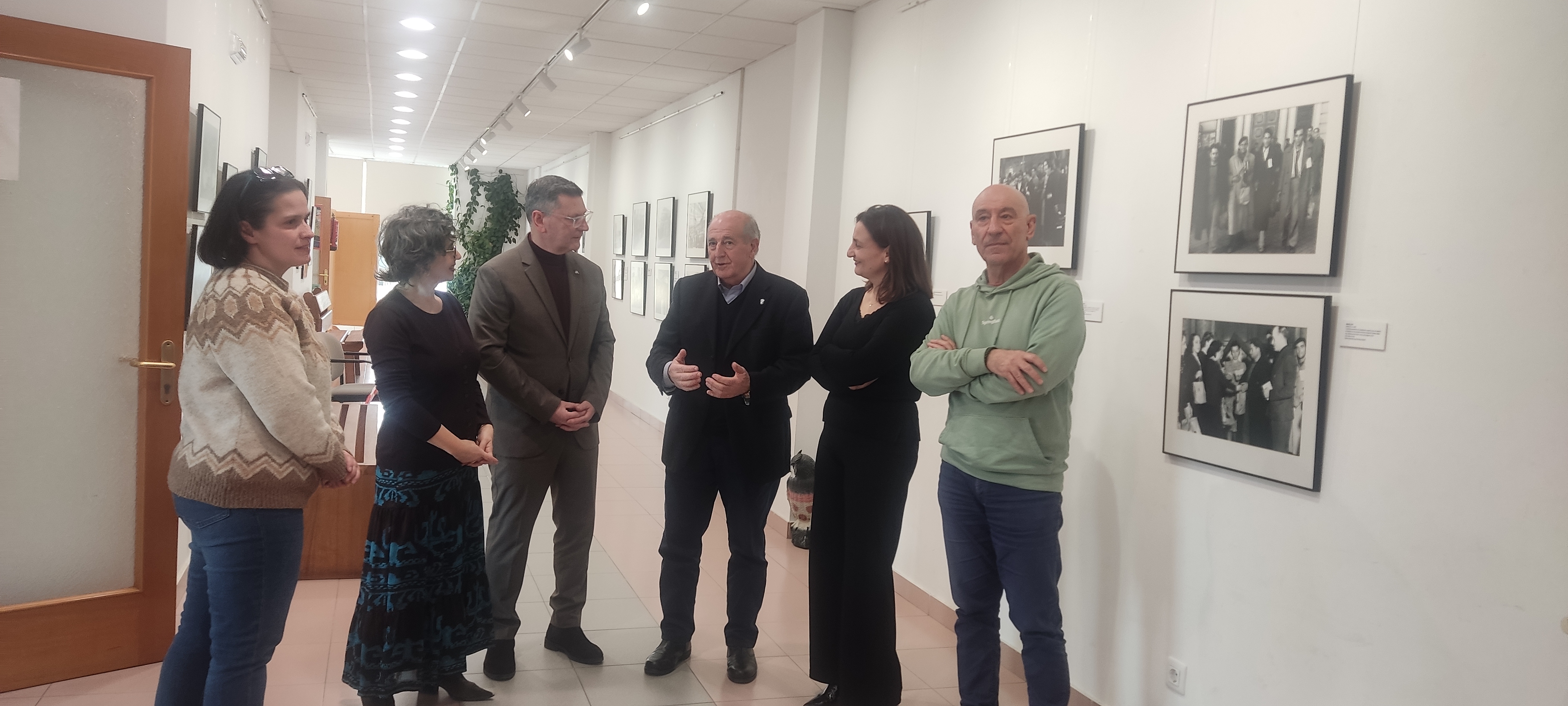 ABANCA, Afundación y el Concello de Ferreira de Pantón muestran «Nós tamén fomos emigrantes»