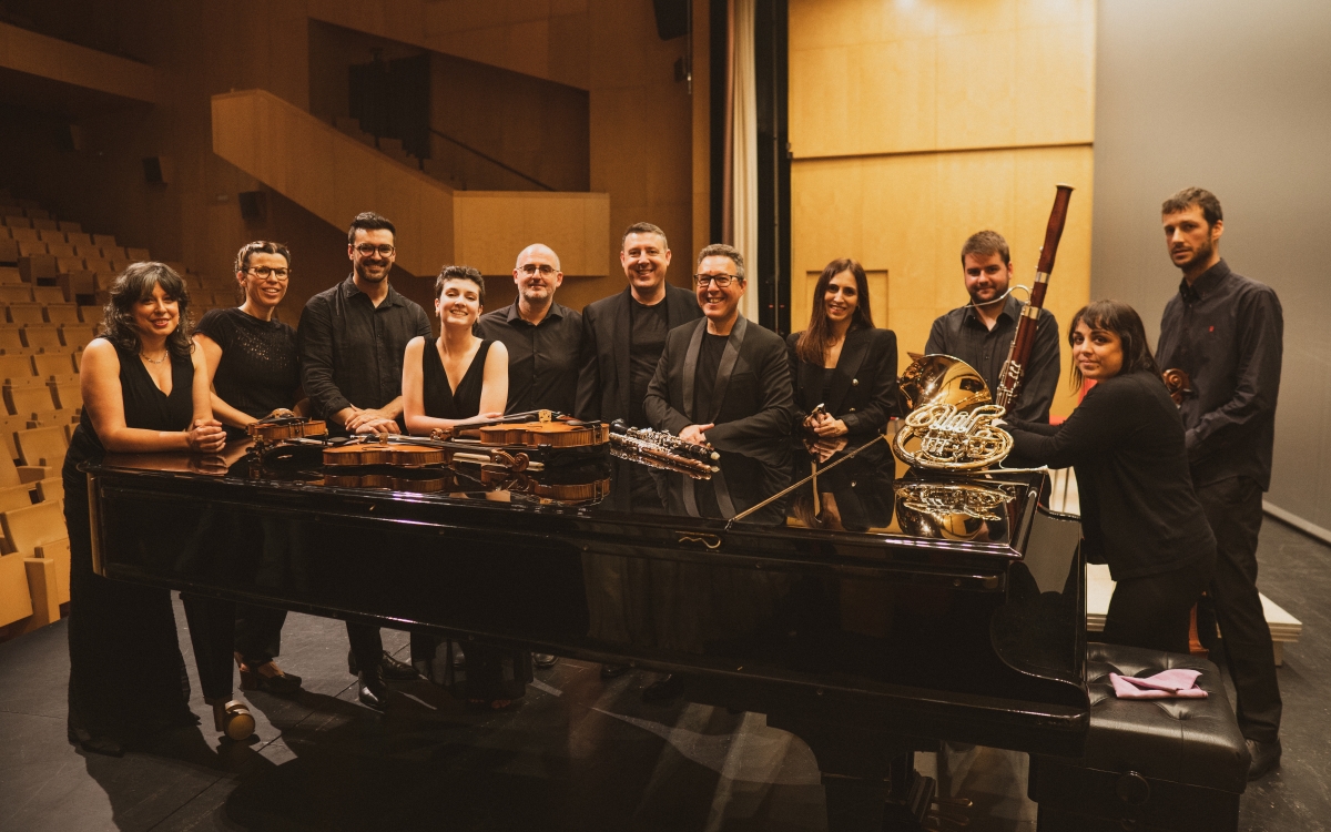 El conjunto de cámara pontevedrés Camerata Arven interpretará mañana en el Auditorio Afundación sendas composiciones de Mozart