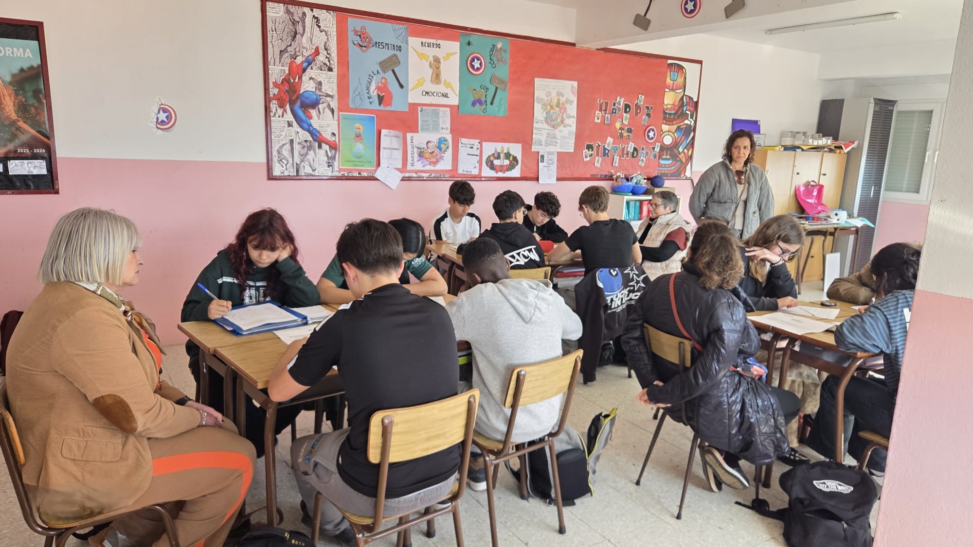 Estudiantes de Fisterra participan en la X edición del proyecto intergeneracional de Afundación «Fálame da emigración»