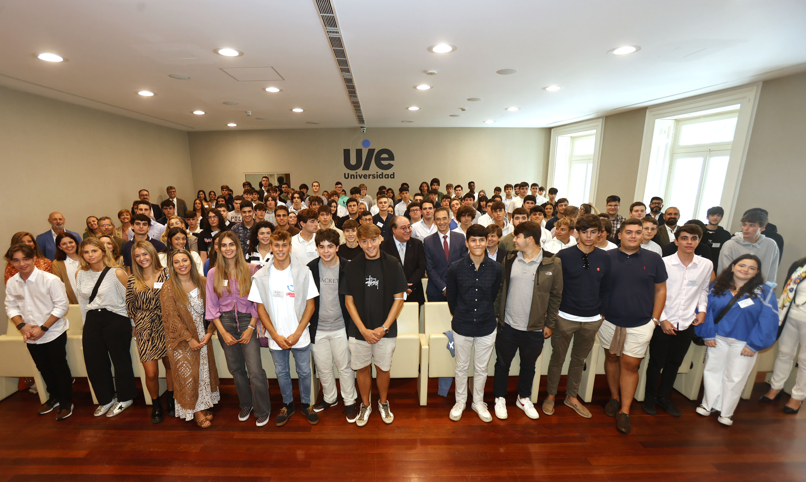 UIE inicia su primer curso académico con un acto de bienvenida en Santiago, su sede institucional 