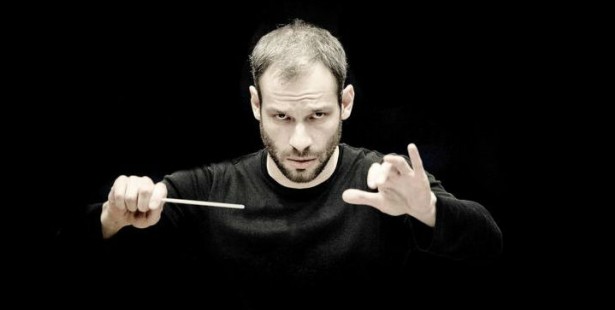 Dima Slobodeniuk dirige la Sinfónica de Galicia la próxima semana en el Teatro Afundación