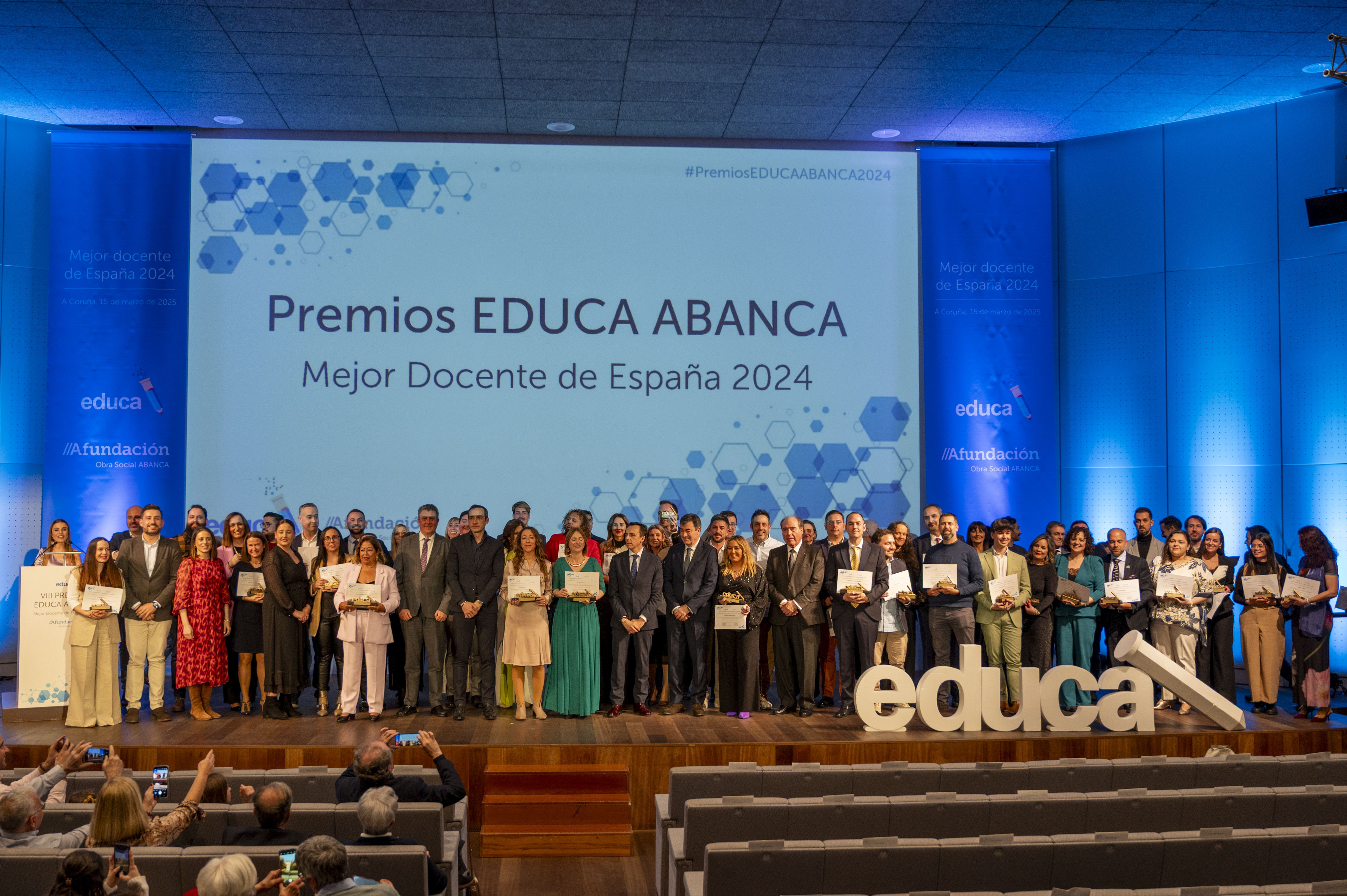 Educa y ABANCA entregan los VIII Premios EDUCA ABANCA a los mejores docentes de 2024